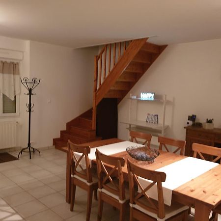 Maisons Cosy De Village Gurgy Eksteriør billede